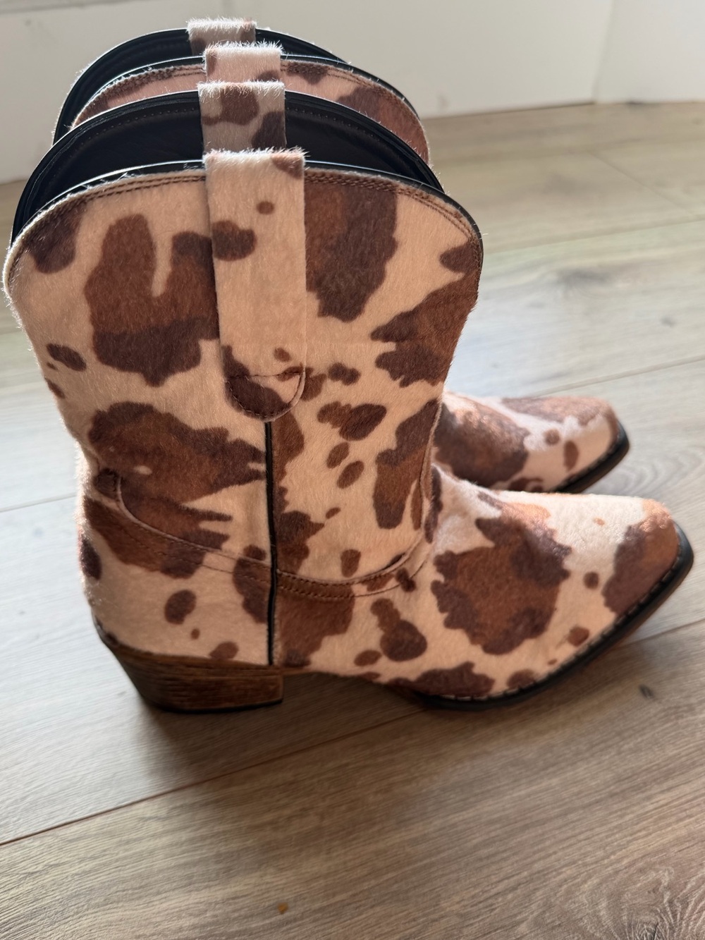 Roper Brown and Cream Cowprint Western Ankle Boots size 7 Rodeo Festival Cowboy
